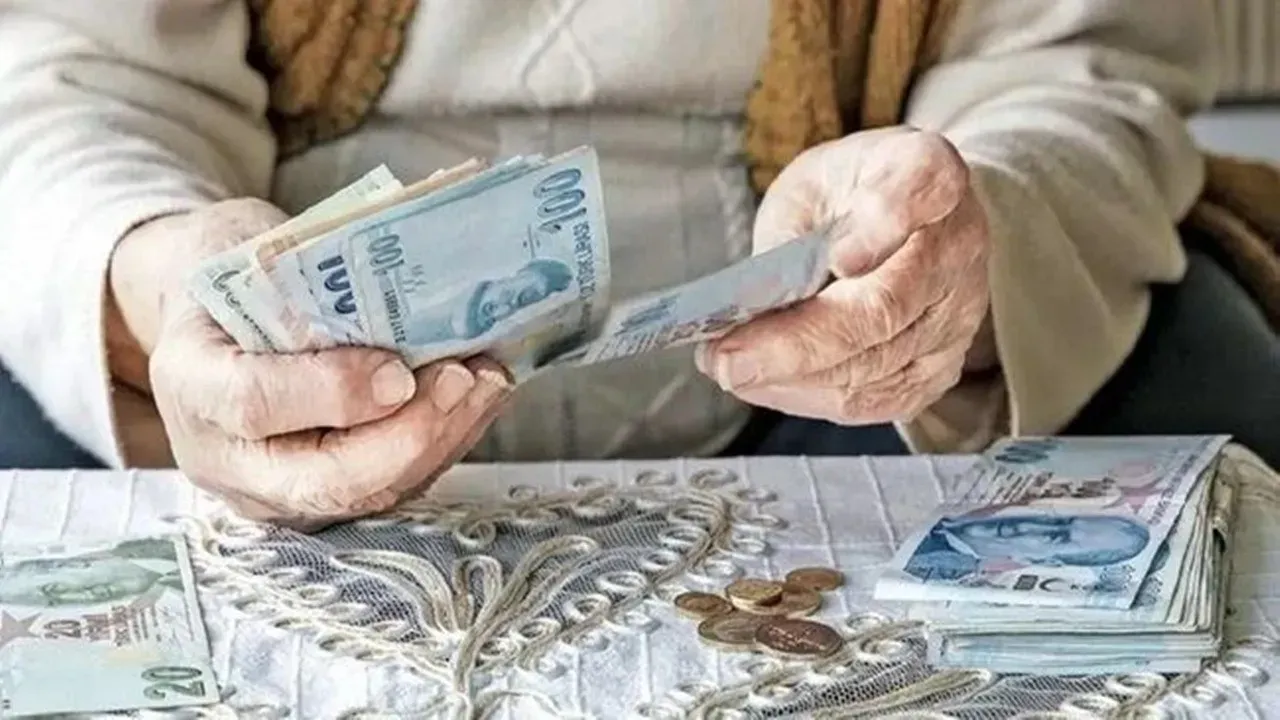 Emekli aylığının bağlanmasının gecikmesi halinde faiz uygulanıp uygulanmayacağına ilişkin tartışmalara