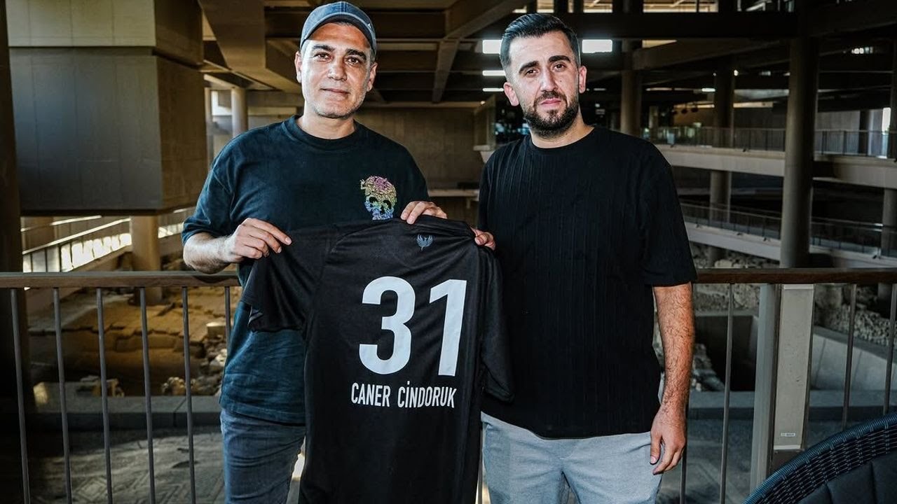 Ünlü oyuncu Caner Cindoruk, Hatayspor Kulübünü ziyaret ederek yeni sezon