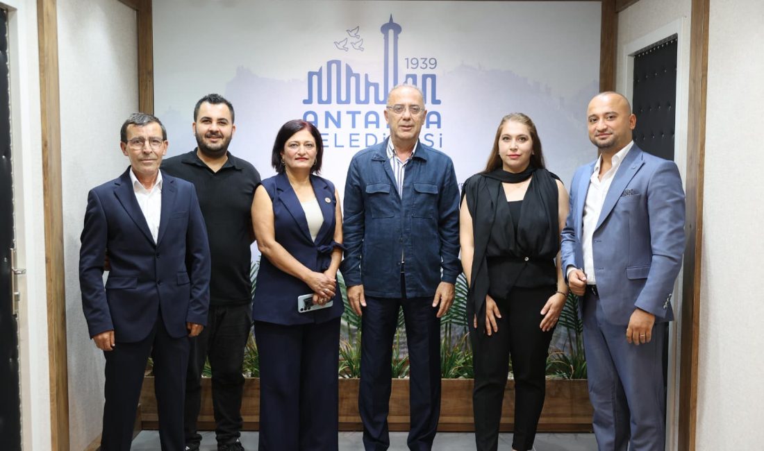 Antakya Belediye Başkanı İbrahim Naci Yapar, Uluslararası Gazeteciler Cemiyeti (UGC)