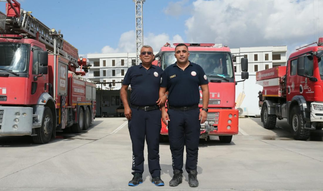 Hatay’da babasını örnek alarak itfaiyeci olan Mehmet Burak Keleş, 12