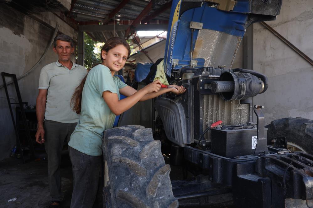 Hatay’ın Antakya ilçesinde yaşayan 13 yaşındaki Ecrin Emine Çınar, deprem