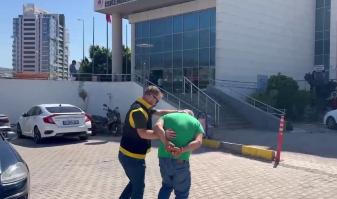 Hatay’ın İskenderun ilçesinde polis ekiplerinin aranan şahıslara yönelik yürüttüğü çalışmalar kapsamında, çeşitli suçlardan