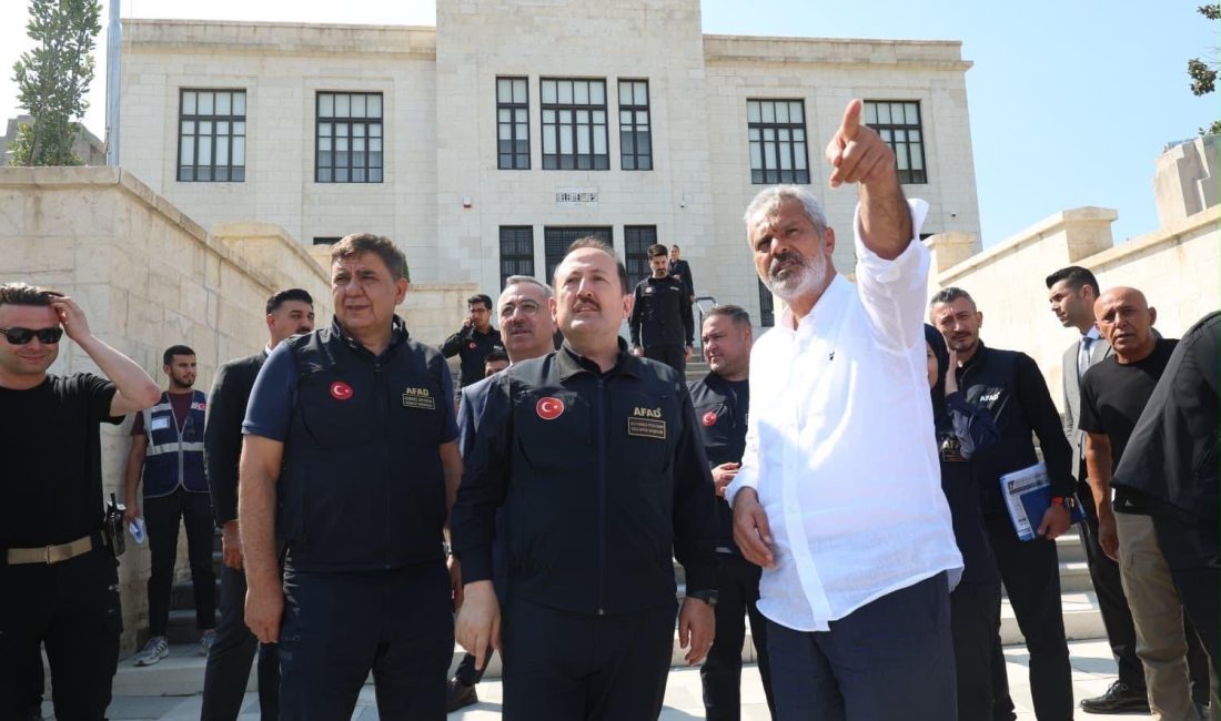 AFAD Başkanı Vali Ali Hamza Pehlivan, Hatay’daki saha incelemeleri kapsamında