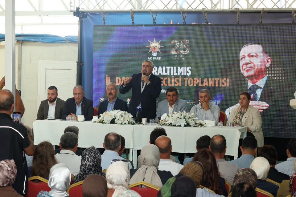 AK Parti Genel Başkan Yardımcısı ve Hatay Milletvekili Hüseyin Yayman,