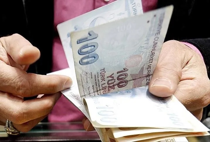 Bağ-Kur'luların uzun süredir beklediği prim günü eşitlemesi yeniden gündemde. Mevcut