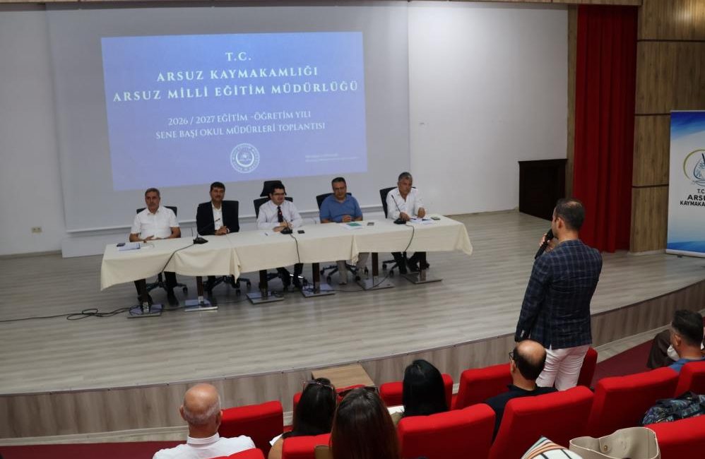 Hatay’ın Arsuz ilçesinde, 2026-2027 eğitim öğretim yılı öncesinde okul müdürlerinin