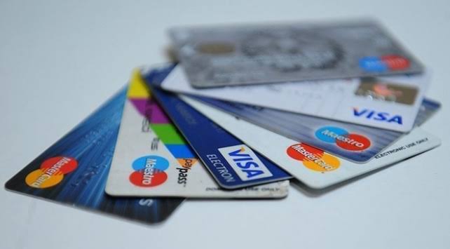 Bankalar, kredi kartlarında gerçekleştirilen işlemleri belirli risk kriterlerine göre değerlendirirken,