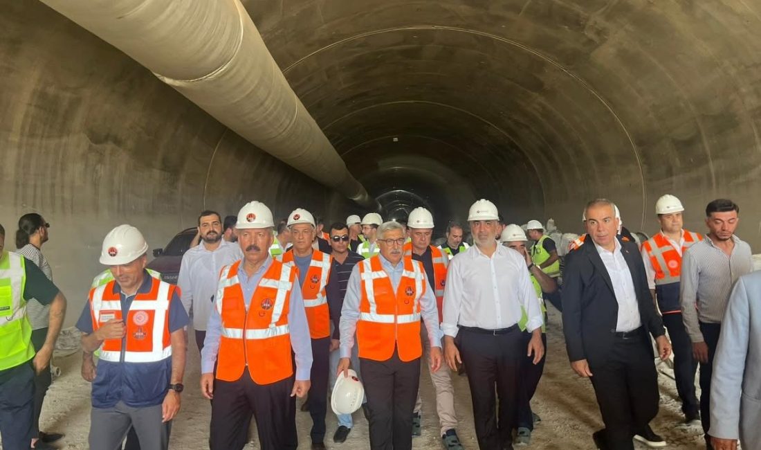 AK Parti ve MHP milletvekilleri, İskenderun-Topboğazı Otoyolu Projesi kapsamında yapımı
