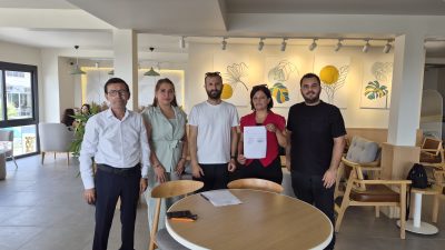 Koordinat Coffee Factory ile imzalanan protokolle UGC Hatay Şubesi üyeleri