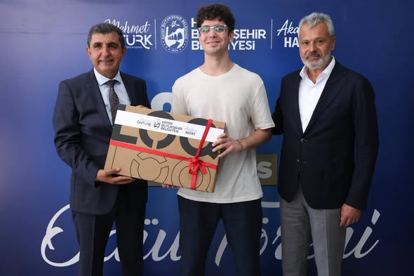 Hatay Büyükşehir Belediyesi,YKS ve LGS sınavlarında Türkiye ile Hatay derecesi
