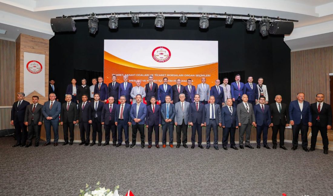 Yüksek Seçim Kurulu tarafından Arsuz’da düzenlenen eğitim programında, Hatay’ın ticaret,
