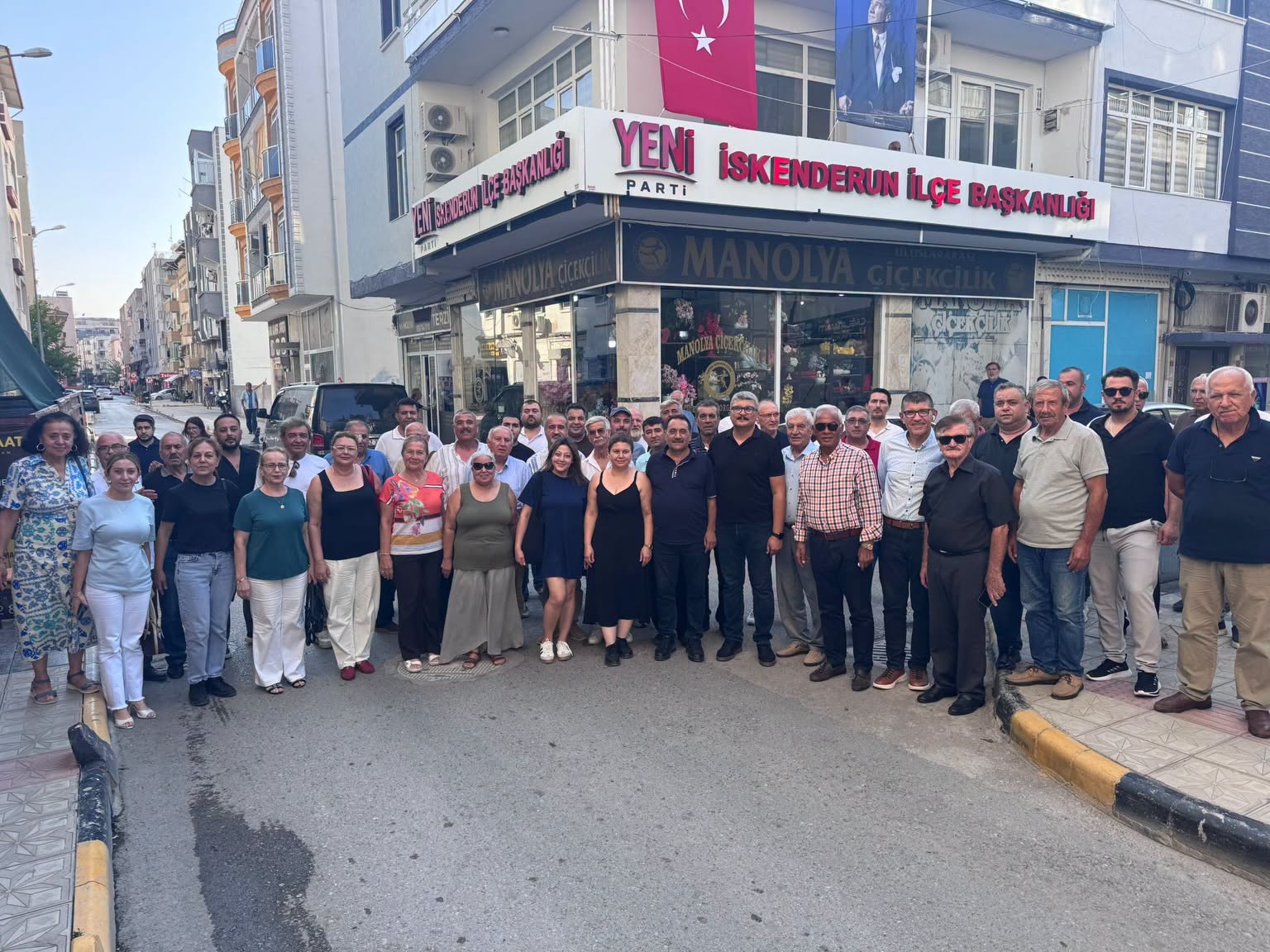 Eski Sanayi ve Ticaret Bakanı Mehmet Dönen, Yeni Parti İskenderun
