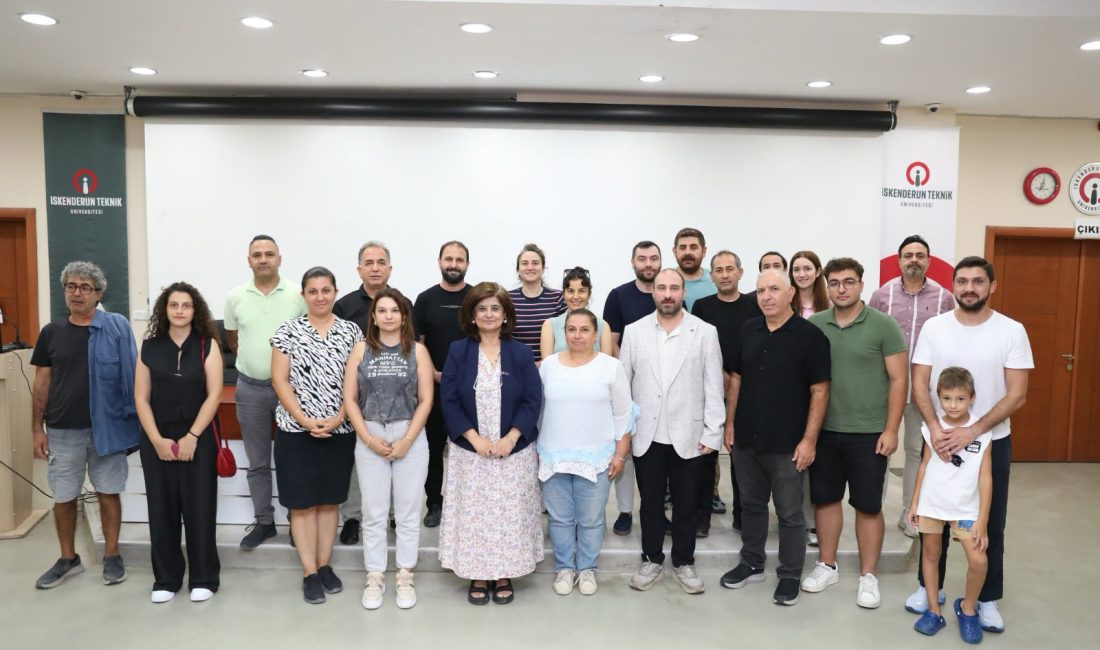 **İskenderun Teknik Üniversitesi’nde düzenlenen “Gazetecilik ve Yapay Zekâ” programında, yapay