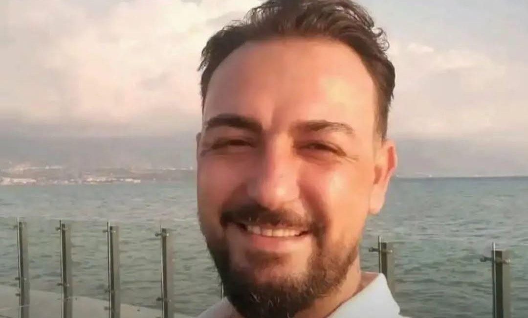 Hatay’ın İskenderun ilçesindeki Cebike TOKİ Konutları’nda bir erkeğin cansız bedeni