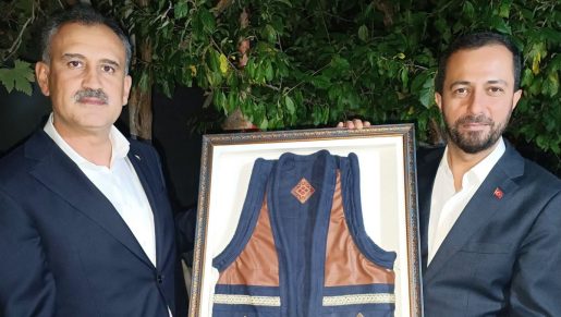 Ağrı Valisi ve Hataylı hemşehri Önder Bozkurt, hafta sonunu memleketi