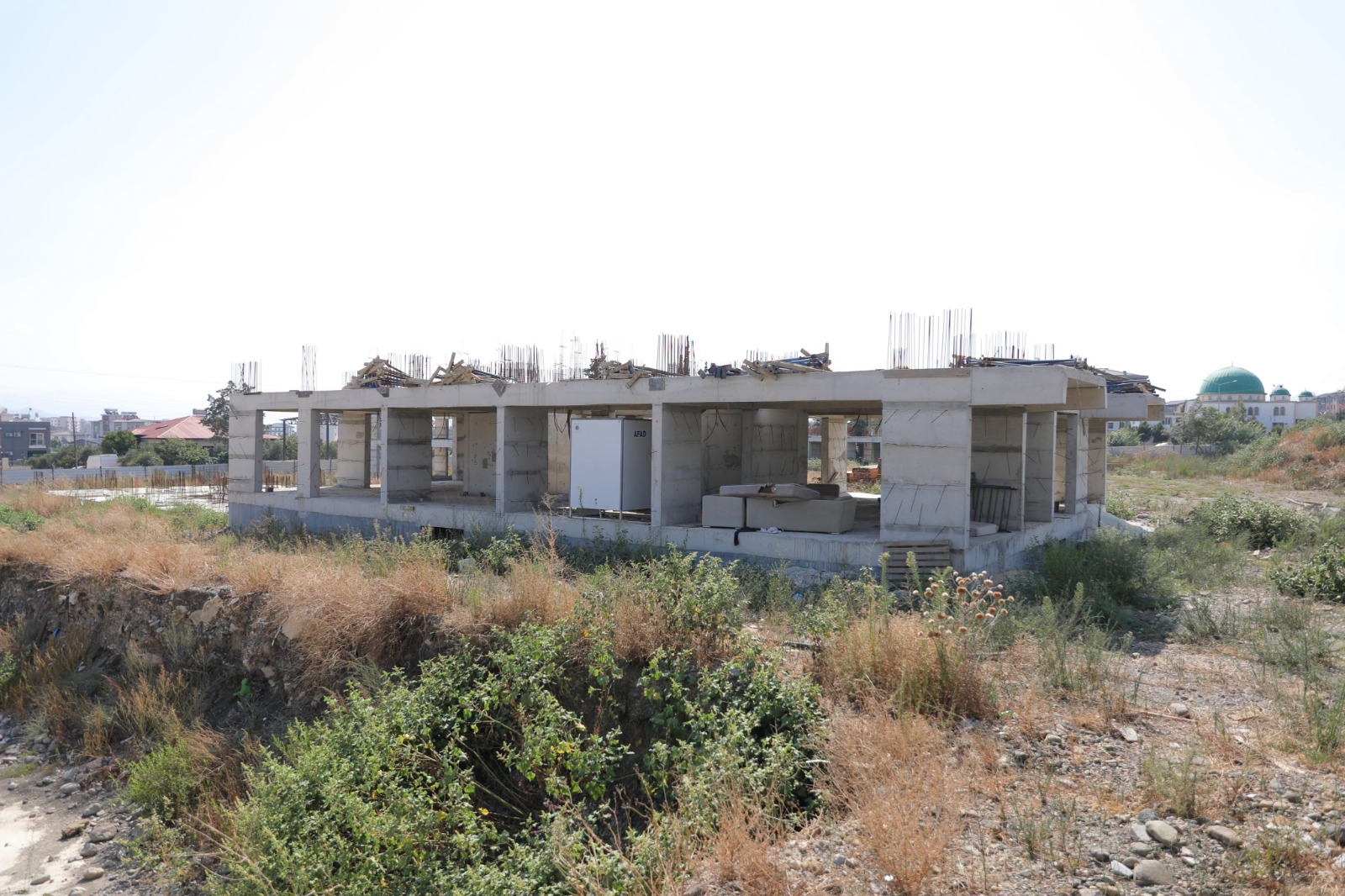 Altınözü’nde TOKİ mağdurları taksit ve kira yükü altında ezilirken, Antakya