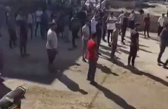 Hatay’ın Reyhanlı ilçesinde kaçak elektrik kullanımının tespit edildiği mahallede, elektrik