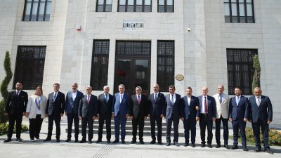 AK Parti Genel Başkan Yardımcısı Hayati Yazıcı, Hatay’da düzenlenen basın
