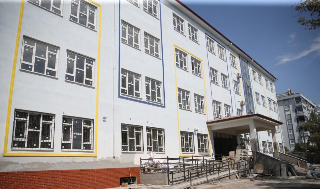 2026-2027 eğitim-öğretim yılının başlamasıyla birlikte Hatay’daki okullarda yaşanan fiziki eksiklikler,
