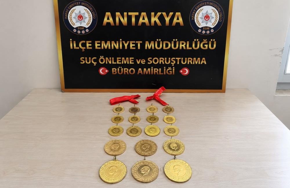 Hatay’ın Antakya ilçesinde, deprem sonrası yeniden yuva kurmak için kayınbabasından