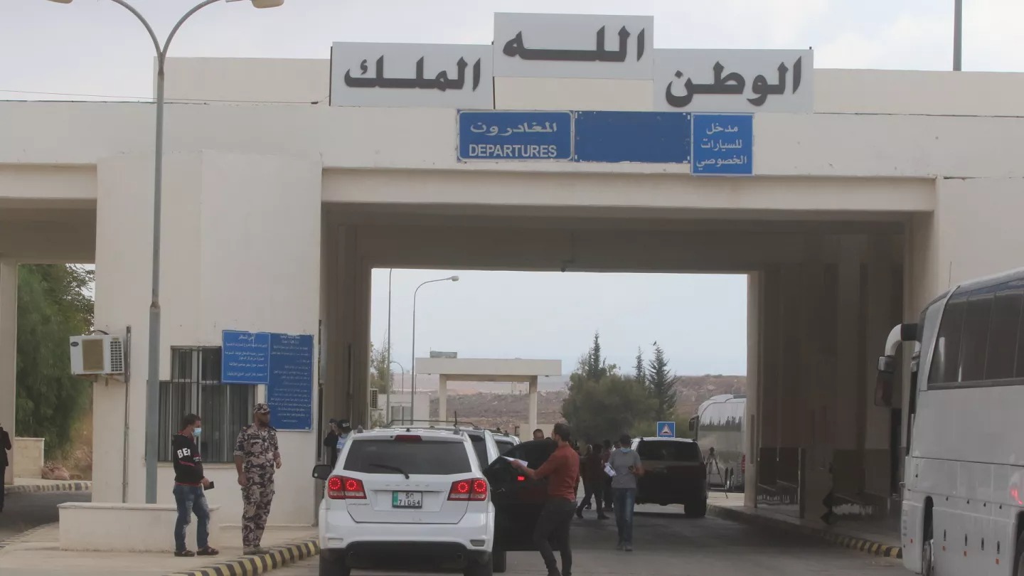 Ürdün ile Suudi Arabistan arasındaki sınır bölgesinde, Suudi Arabistan'ın vize