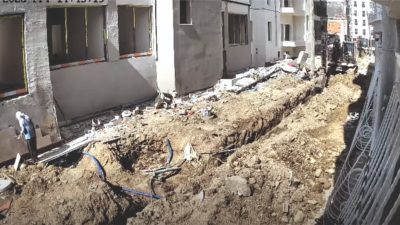 Hatay’ın Defne ilçesi Armutlu Mahallesi’nde sürdürülen altyapı hafriyat çalışmaları sırasında