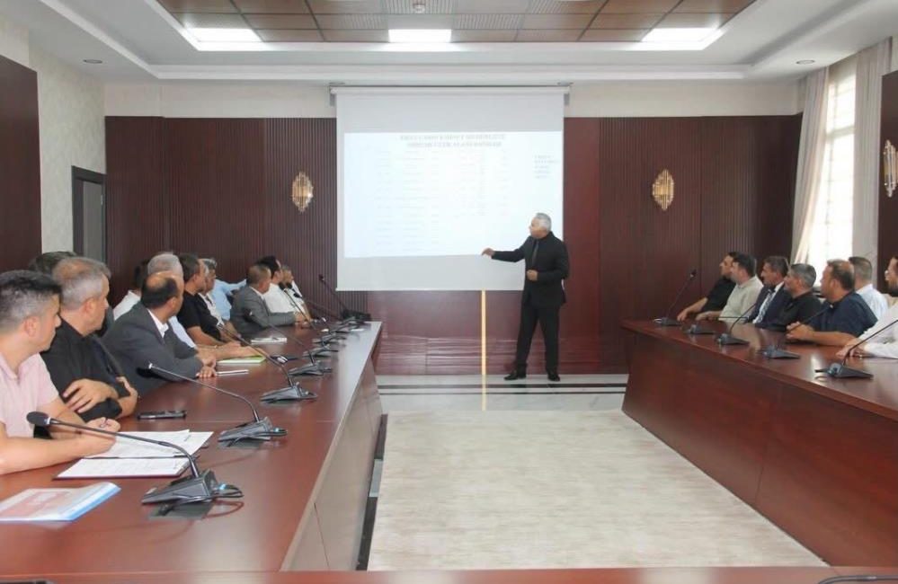 Erzin’de öğrencilerin eğitim gördükleri ortamlara güvenli şekilde ulaşabilmeleri ve okul
