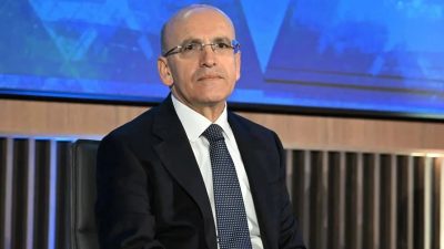 Hazine ve Maliye Bakanı Mehmet Şimşek'in istifa ettiği veya istifa