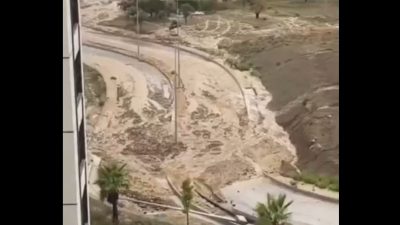 Hatay’ın Antakya ilçesinde etkili olan sağanak yağış, Kisecik 2. Etap