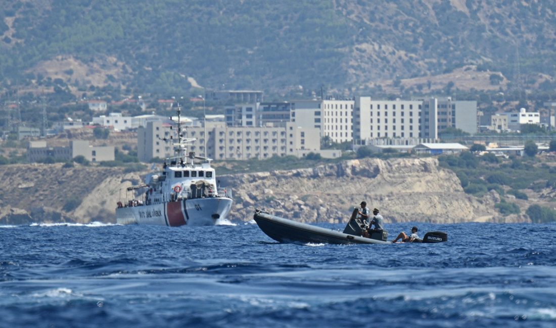 Girne açıklarında alabora olan Filo Jet isimli yolcu gemisinin enkazına