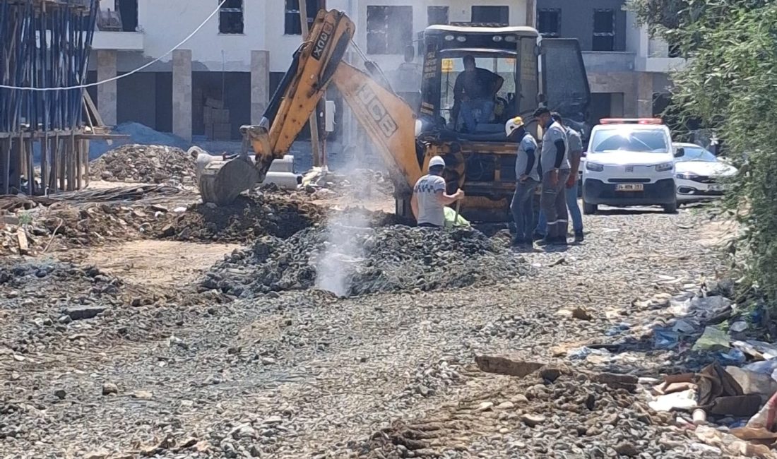 Armutlu Mahallesi’nde izinsiz altyapı kazısı sırasında iş makinesinin doğal gaz