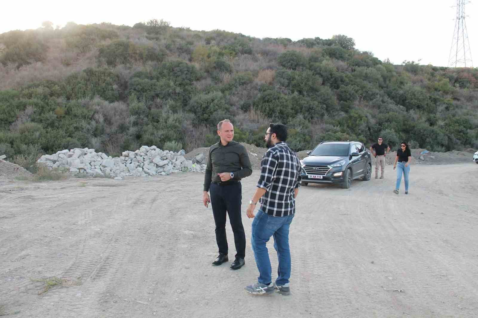 Erzin Kaymakamı Yunus Emre Akpınar, Erzin Organize Sanayi Bölgesi’ni ziyaret