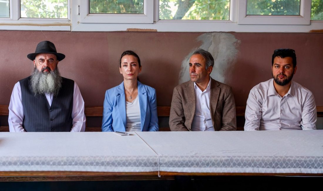 DEM Parti Eş Genel Başkanı Tülay Hatimoğulları, Hatay il örgütüyle