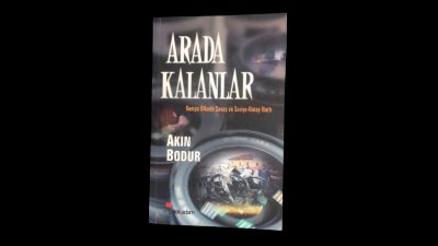 Gazetemizin kurucusu, sevgili Gassan Seyfittinoğlu ağabeyimiz yazılarında meslektaşlarından bahsederken REFİKİMİZ
