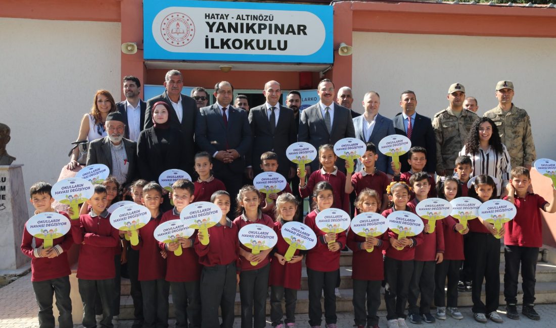 Alarko Carrier, Hatay’ın Altınözü ilçesindeki Yanıkpınar İlkokulu’na güneş enerjisiyle desteklenen
