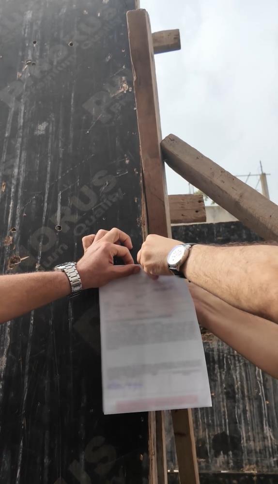 Hatay’ın İskenderun ilçesinde, yapılan uyarılara rağmen gerekli iş güvenliği tedbirlerini