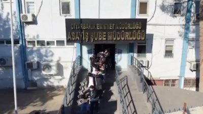 Diyarbakır merkezli 10 ilde düzenlenen “Patinaj” operasyonunda, sahte internet siteleri