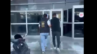 Hatay Emniyet Müdürlüğü ekiplerinin Antakya’da gerçekleştirdiği çalışmalarda, farklı suçlardan kesinleşmiş
