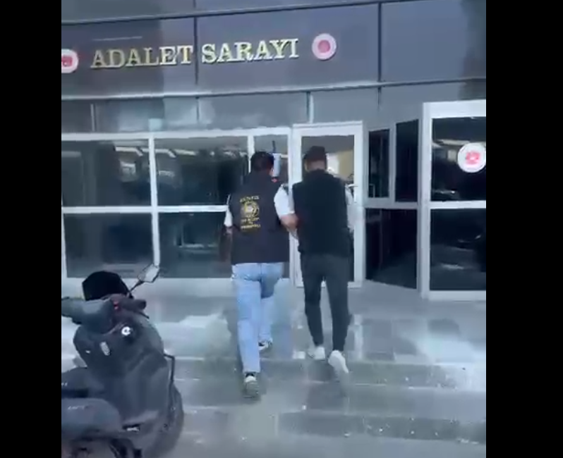 Hatay Emniyet Müdürlüğü ekiplerinin Antakya’da gerçekleştirdiği çalışmalarda, farklı suçlardan kesinleşmiş