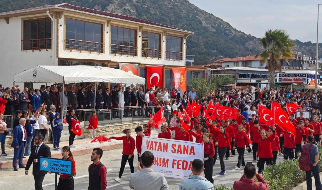 Samandağ Belediye Başkanı Emrah Karaçay, 29 Ekim Cumhuriyet Bayramı’nın 103.