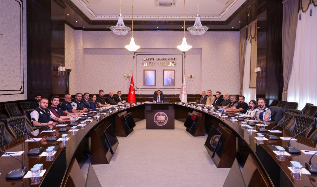 Hatay Valisi Mustafa Masatlı başkanlığında, ilgili kurum ve kuruluş temsilcilerinin