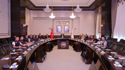 Hatay Valisi Mustafa Masatlı başkanlığında, ilgili kurum ve kuruluş temsilcilerinin