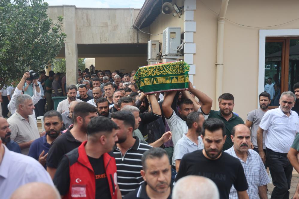 Kuzey Kıbrıs Türk Cumhuriyeti’nden Mersin’e seyir halindeyken batan gemide kaybolan