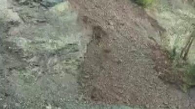 Hatay’ın Dörtyol ilçesinde yağış sonrası toprak kayması meydana geldi. Kuzuculu