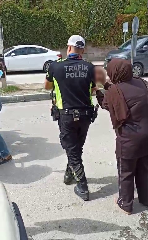 Hatay’ın Antakya ilçesinde sağlık sorunu nedeniyle fenalaşan ve bilincini kaybeden