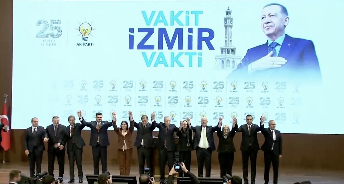 CHP’den istifa ederek yaklaşık dört aydır bağımsız olarak görev yapan
