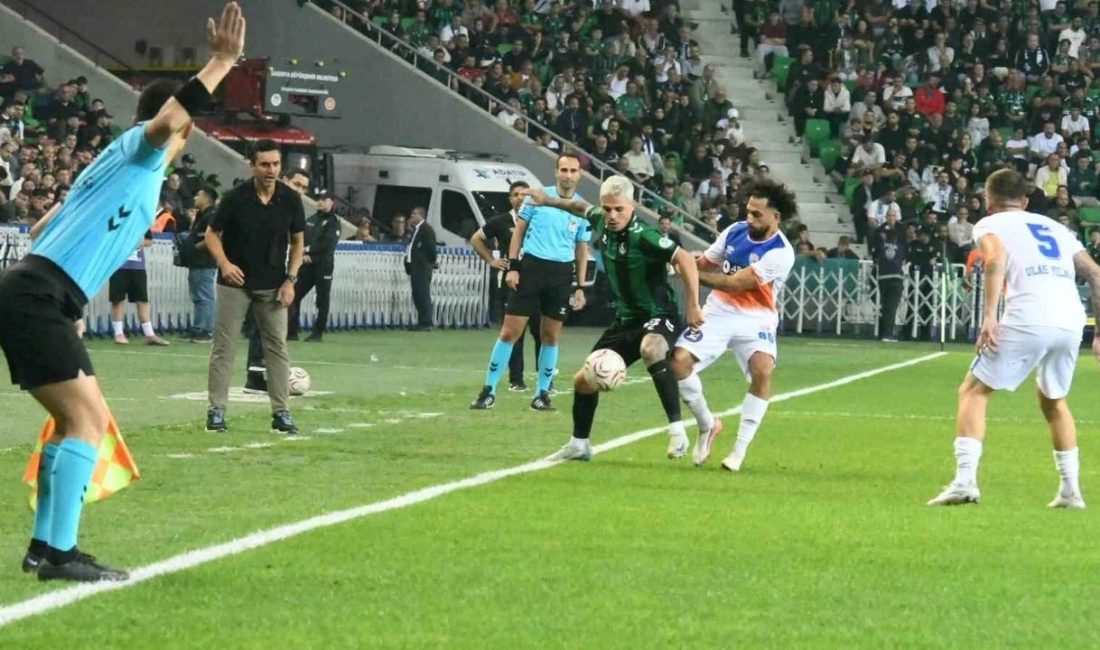 Hafta sonunda İskenderunspor’u konuk eden 2.nci ligin lideri Sakaryaspor’da taraftar,