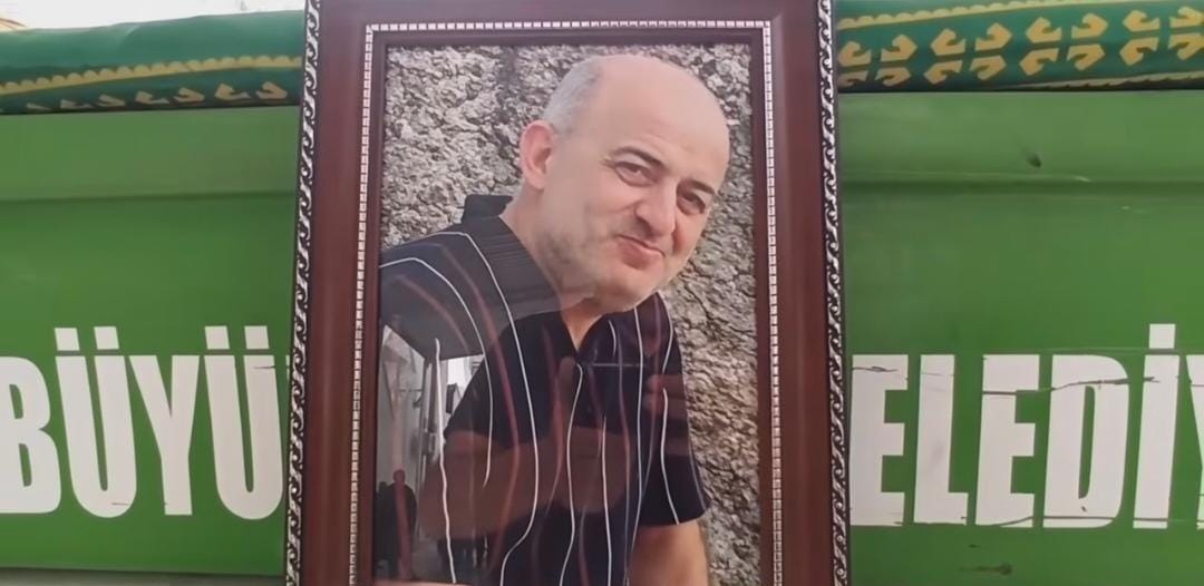 İskenderun’un sevilen yüzü Ümit Eczanesinin sahibi Ümit Tukaç geçirdiği ani