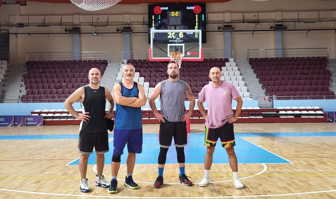 Arsuz İlçe Milli Eğitime mensup öğretmenlerden oluşan basketbol takımı;kamu kuruları