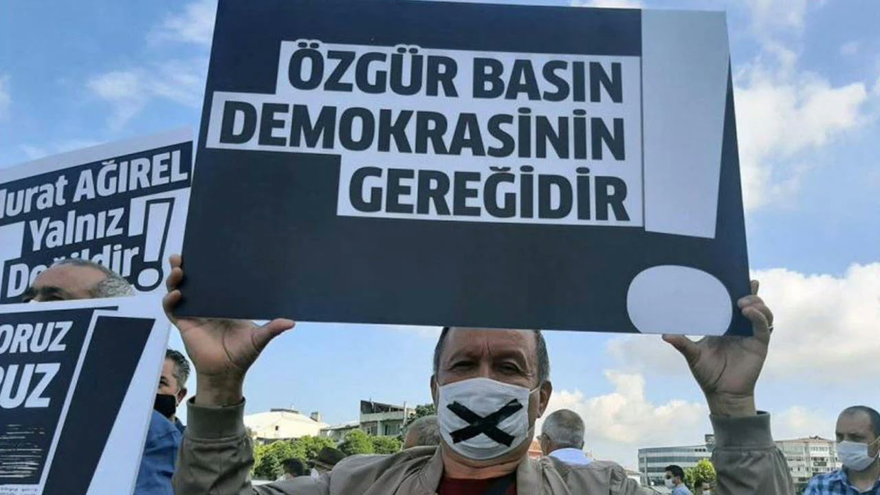 Gazetecilere yönelik baskılar, tutuklamalar ve medya kuruluşlarına kayyum atanmasına karşı